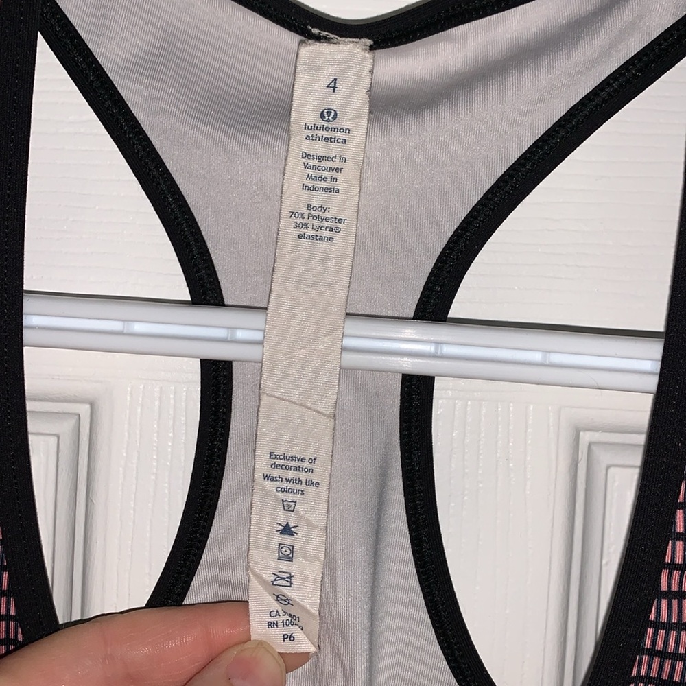 Lululemon Racerback Size 4 - Picture 2 of 4